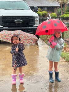 Singing in the rain photo.